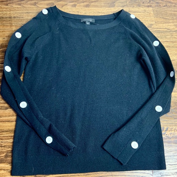 black sweater with white buttons👼🏻 - Picture 2 of 3